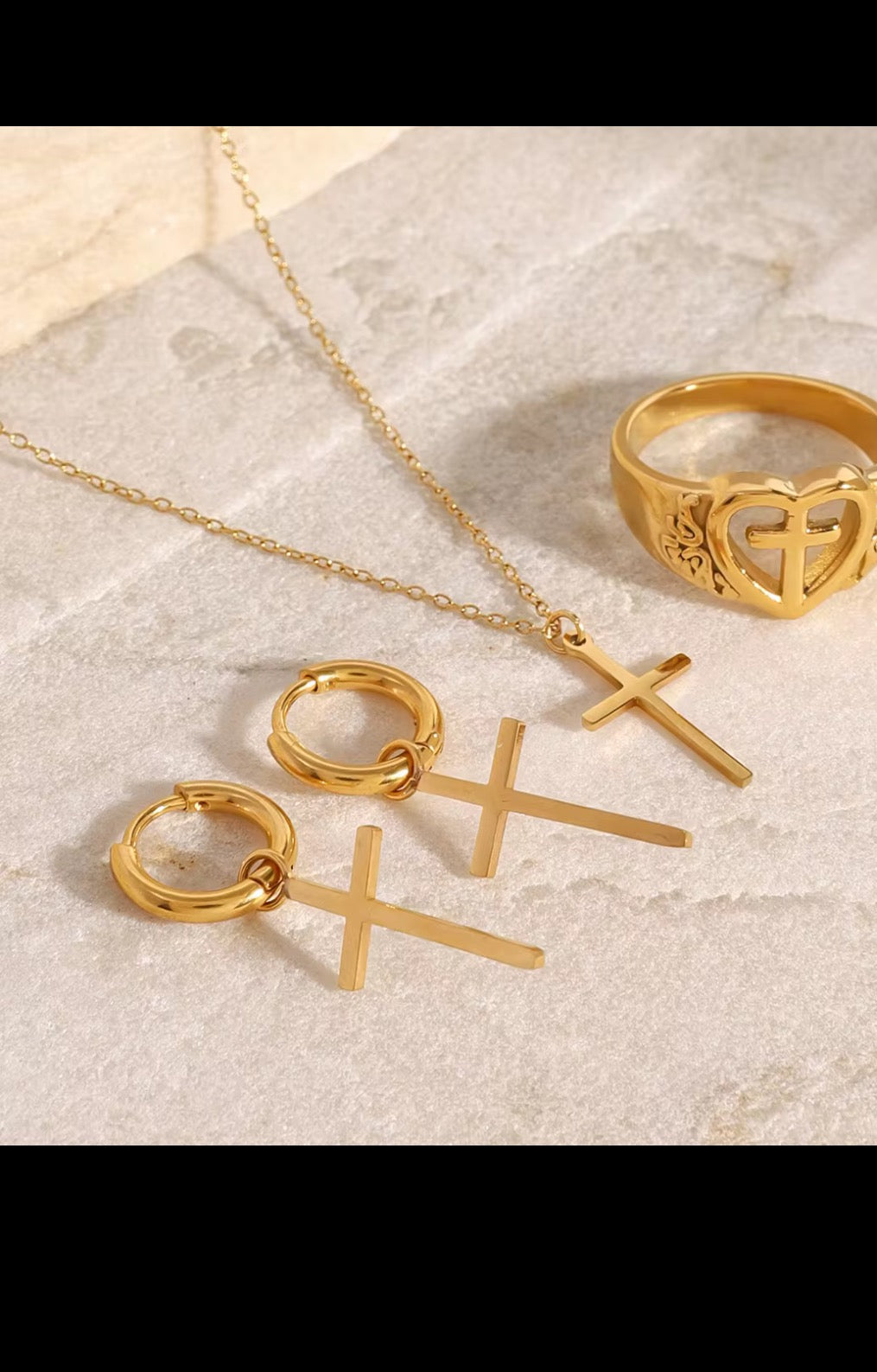“Elegant Jewelry Collection ✨” - Laura golden jewelry