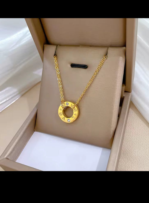 Stainless Steel Jewelry

Elegant Stainless Steel Jewelry ✨ - Laura golden jewelry